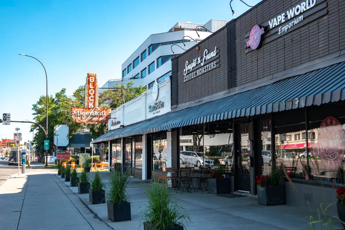 Crescent Heights property and community context